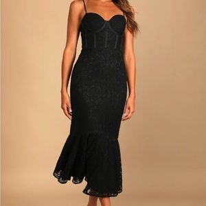 Lulu’s Found Your Love Black Lace Sleeveless Trumpet Midi Dress M NWT
